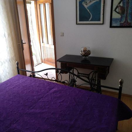 Apartment Romic Omis Exterior photo